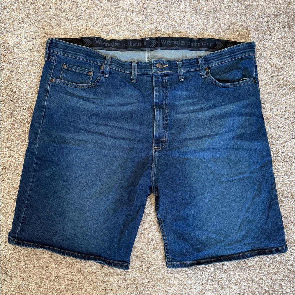 EUC Wrangler Authentic Men's Dark Blue Jean Shorts